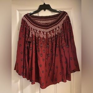 Off shoulder bell sleeve top